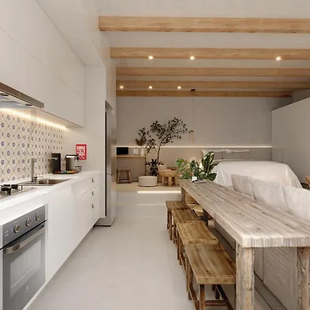 Fatima's Place - Cozy Loft In Old Town Viana * 维亚纳堡