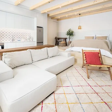 Fatima's Place - Cozy Loft In Old Town Viana *